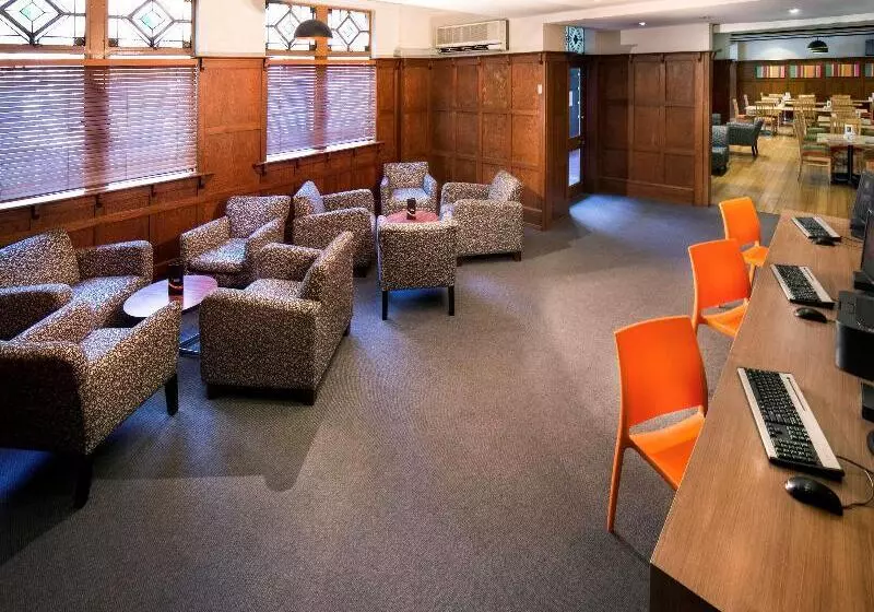 فندق Ibis Styles Kingsgate