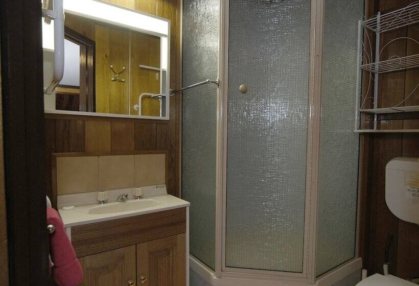 فندق Karelia Alpine Lodge