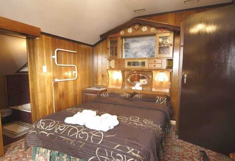 فندق Karelia Alpine Lodge