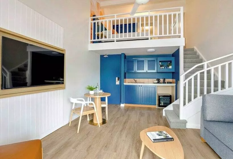 هتل Mercure Cairns