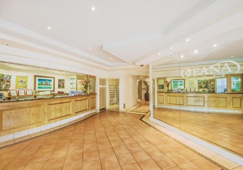 Hotel Oceana On Broadbeach