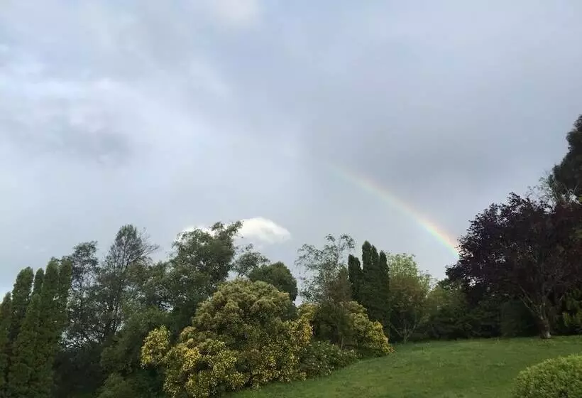 Отель Warragul Views Motor Inn