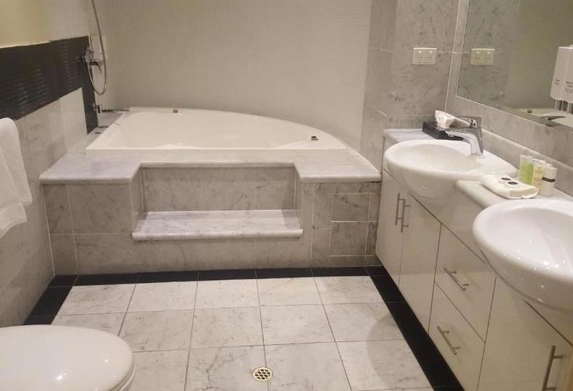 Metropole  Apartments