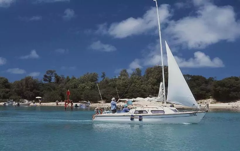 Motelli Lakes Entrance Waterfront Cottages With King Beds