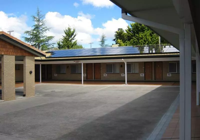 Hotel Settlers Motor Inn