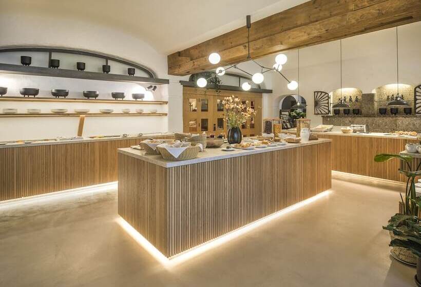 هتل Tiefenbrunner