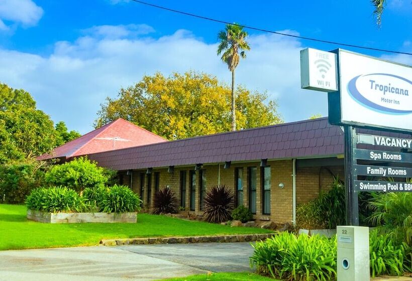 בית מלון כפרי Tropicana Motor Inn