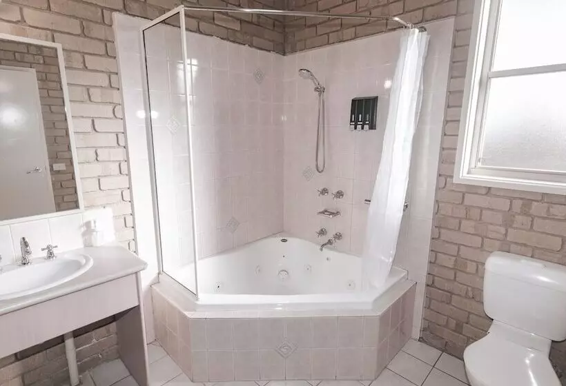 호텔 Tropicana Motor Inn