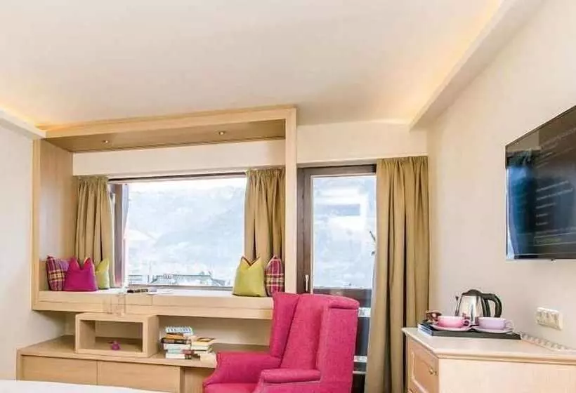 Alpin  Das Sporthotel   Ski In Ski Out Cityxpress, Summercard Included