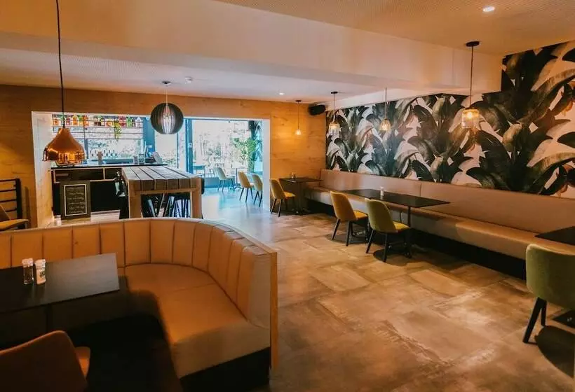 هتل Le Val D'arimont