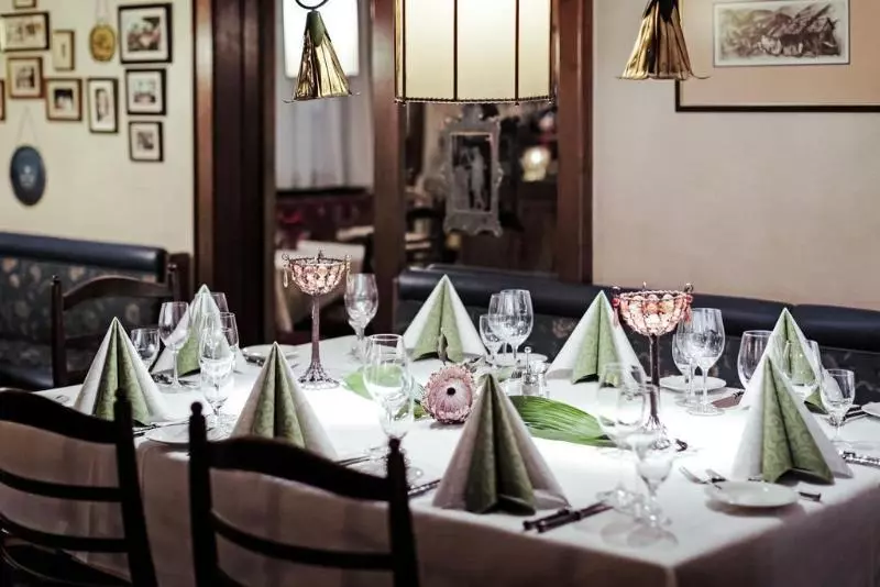 ホテル Schrofenstein