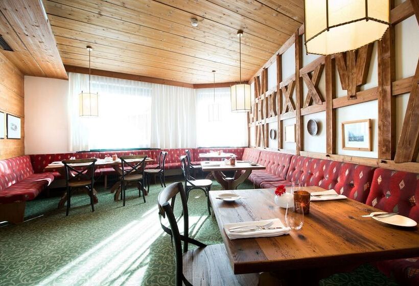 酒店 Schrofenstein