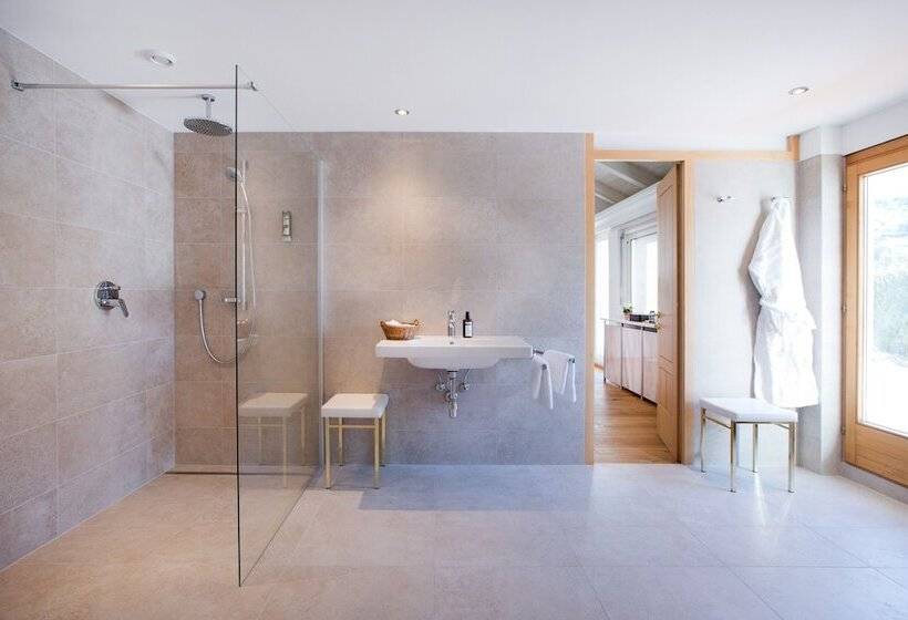 酒店 Schrofenstein