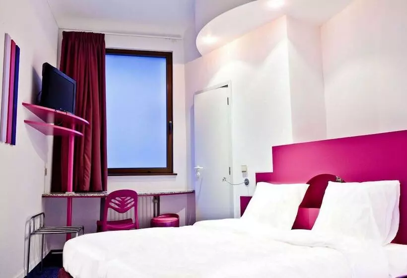 هتل Siru Brussels