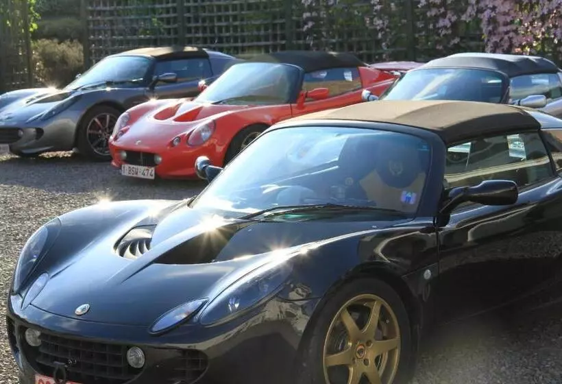 هتل Annandale Arms