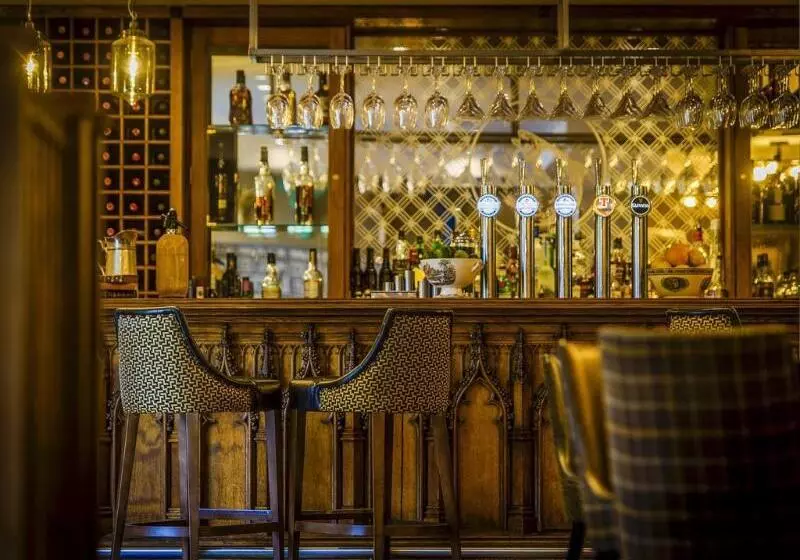 Отель Banchory Lodge