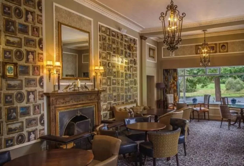 Отель Banchory Lodge