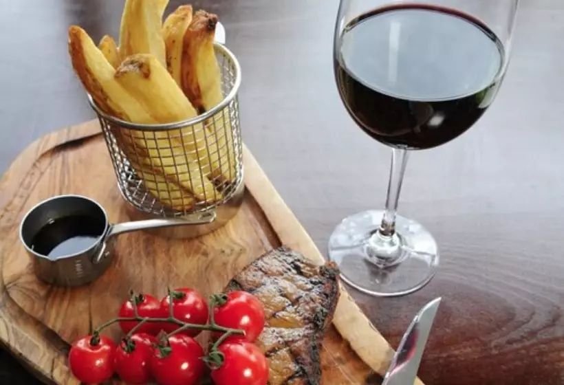 Отель Banchory Lodge