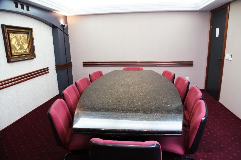 ホテル Bourbon Londrina Business