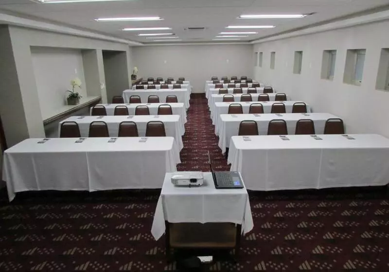 호텔 Bourbon Londrina Business