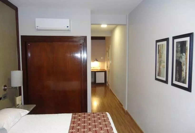 호텔 Bourbon Londrina Business