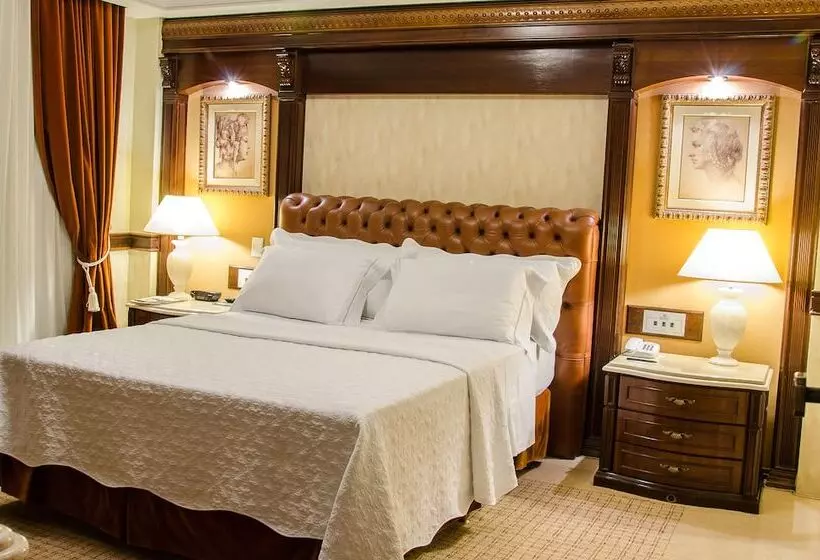 호텔 Bourbon Londrina Business