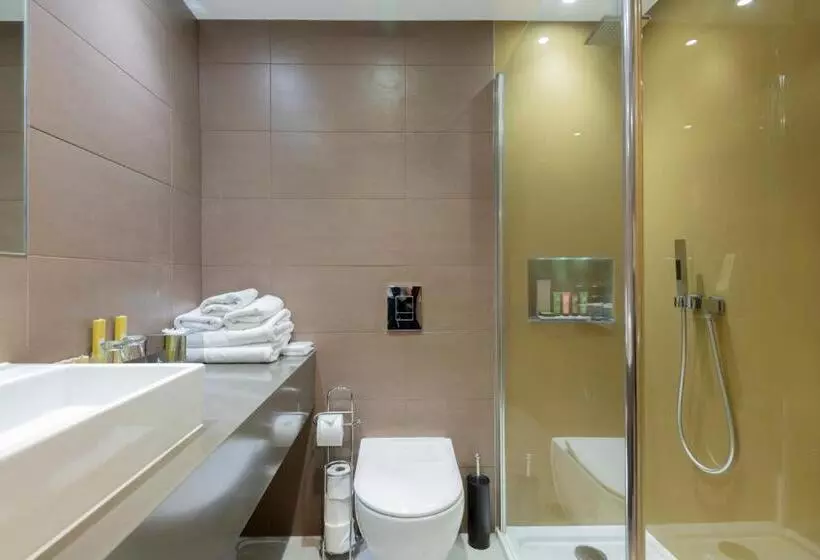 ホテル Donnington Manor