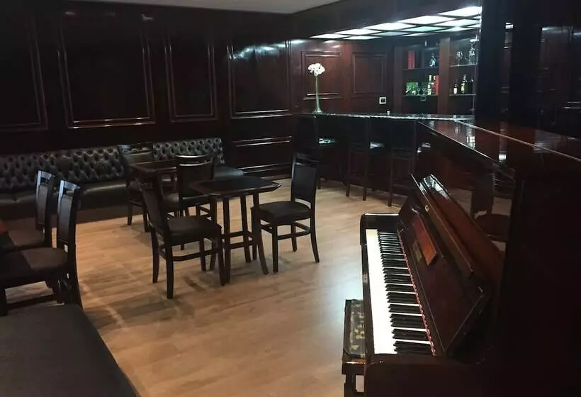 Отель Duomo Park