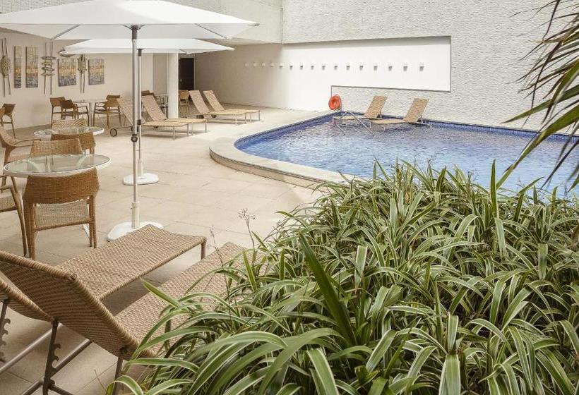 فندق Internacional Palace