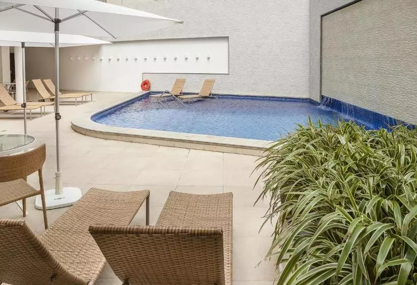 Отель Internacional Palace