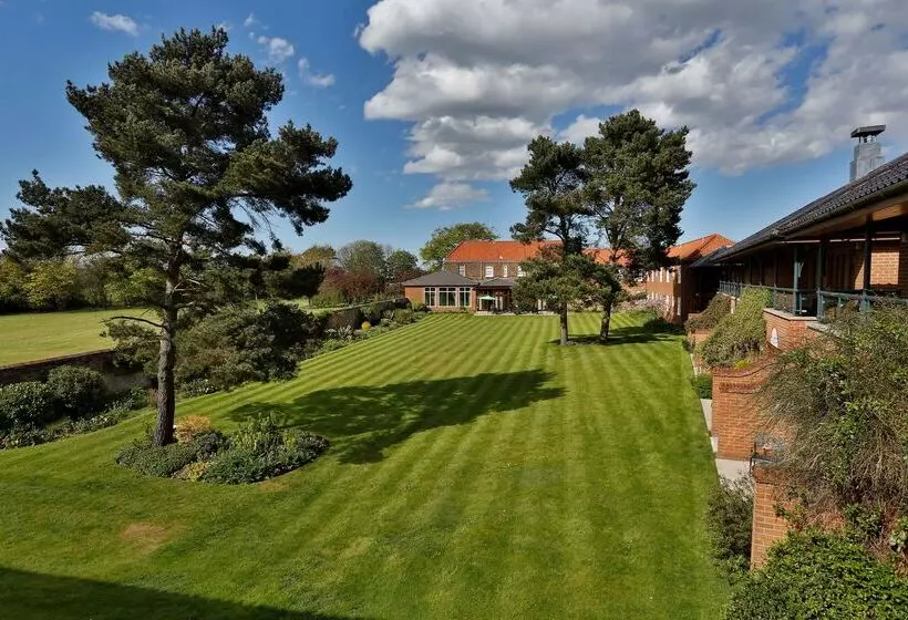 Kings Lynn Knights Hill Hotel & Spa, Bw Signature Collection