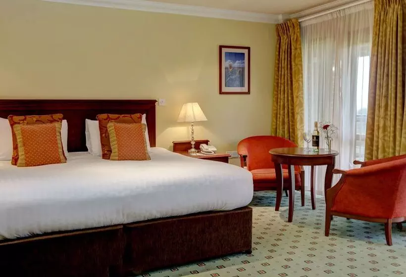 Kings Lynn Knights Hill Hotel & Spa, Bw Signature Collection