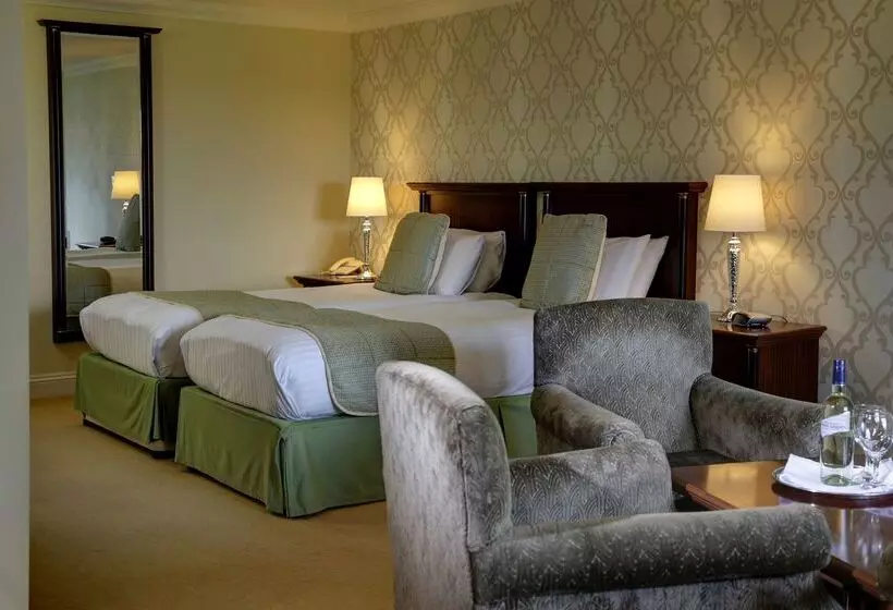 Kings Lynn Knights Hill Hotel & Spa, Bw Signature Collection