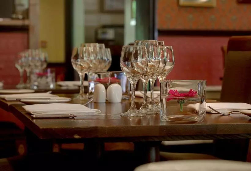 호텔 Best Western Plus Grim S Dyke