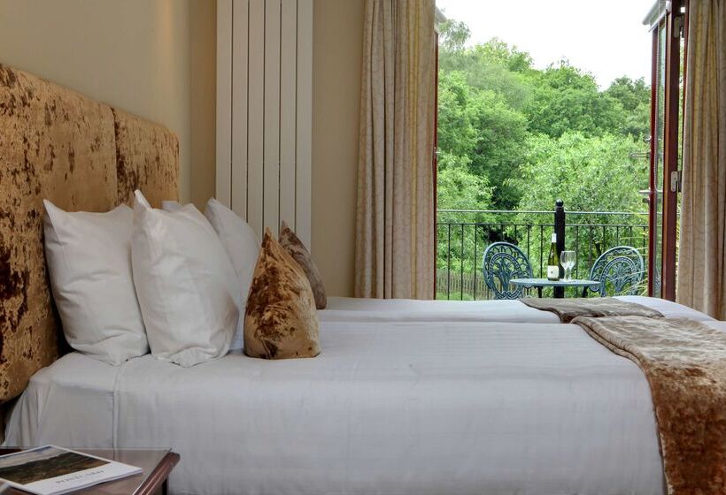 فندق Best Western Plus Grim S Dyke