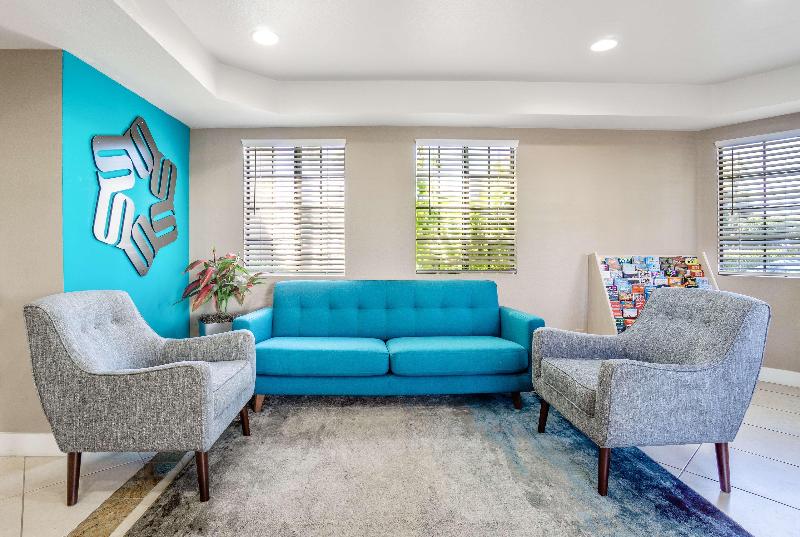 فندق Best Western Plus Grim S Dyke