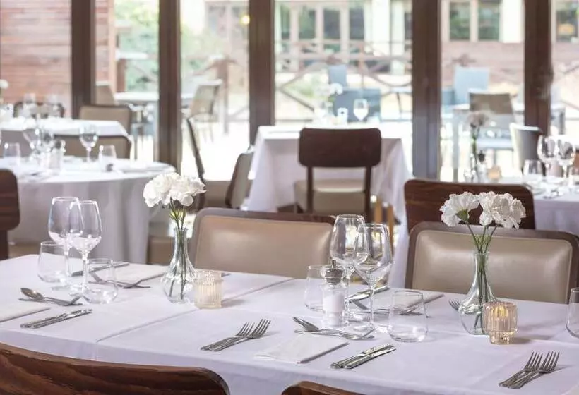 Hampshire Court Hotel & Spa