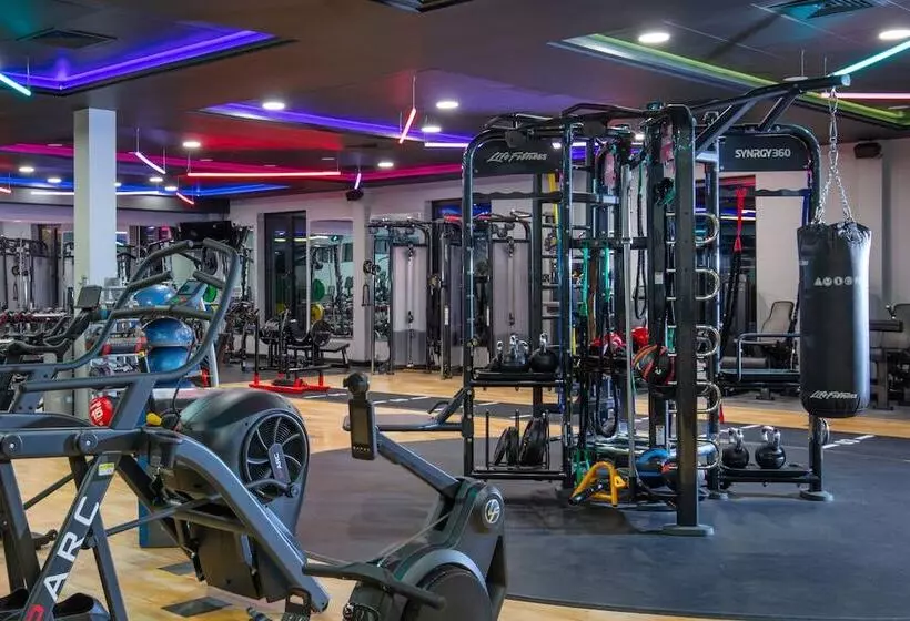 Hampshire Court Hotel & Spa