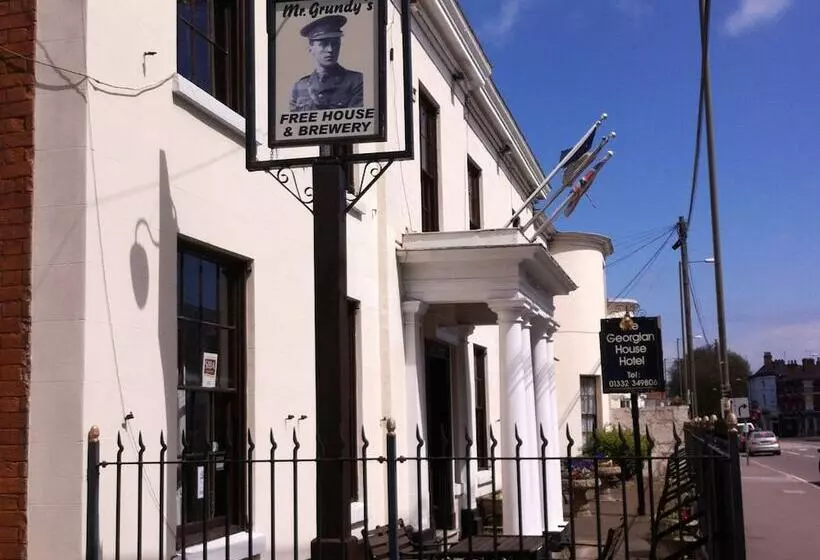 Отель Georgian House