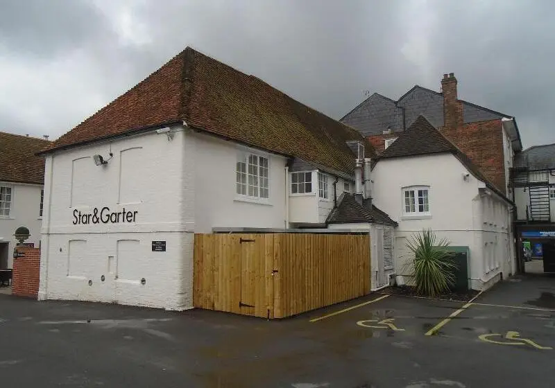 ホテル The Star And Garter