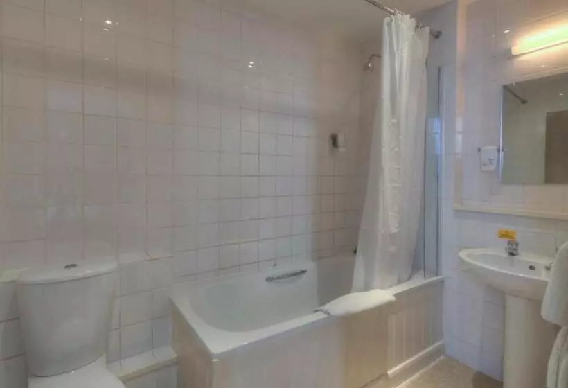 酒店 The White Hart Inn By Greene King Inns