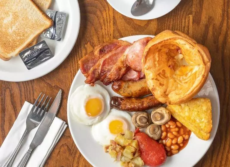 Отель Toby Carvery Edinburgh West By Innkeeper S Collection