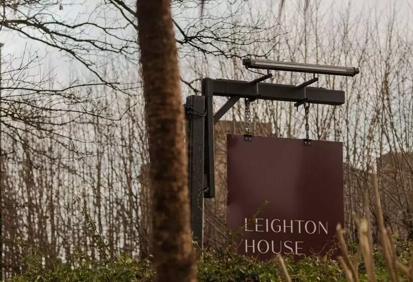 تختخواب و صبحانه Leighton House   Boutique Guesthouse