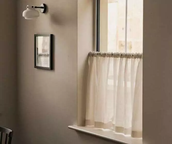 تختخواب و صبحانه Leighton House   Boutique Guesthouse