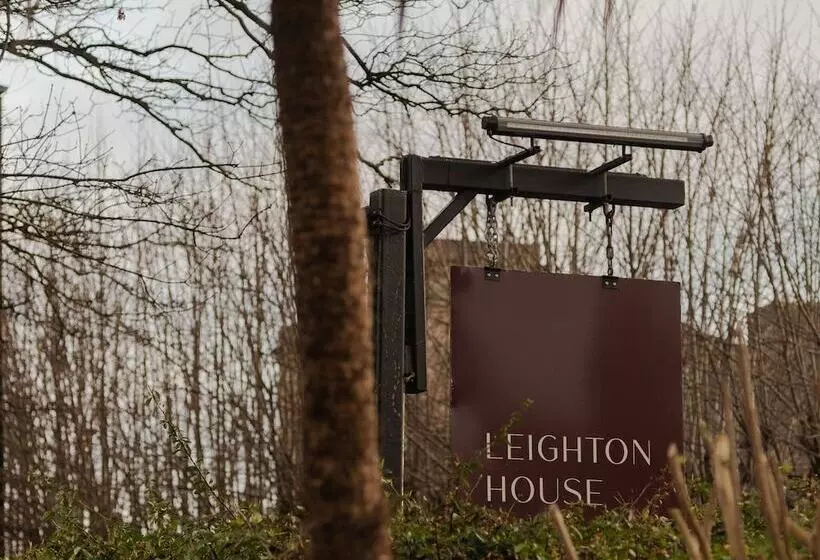 تختخواب و صبحانه Leighton House   Boutique Guesthouse