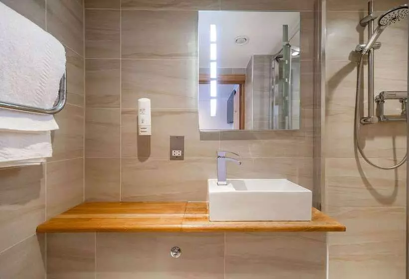 هتل Comfort Inn Hyde Park