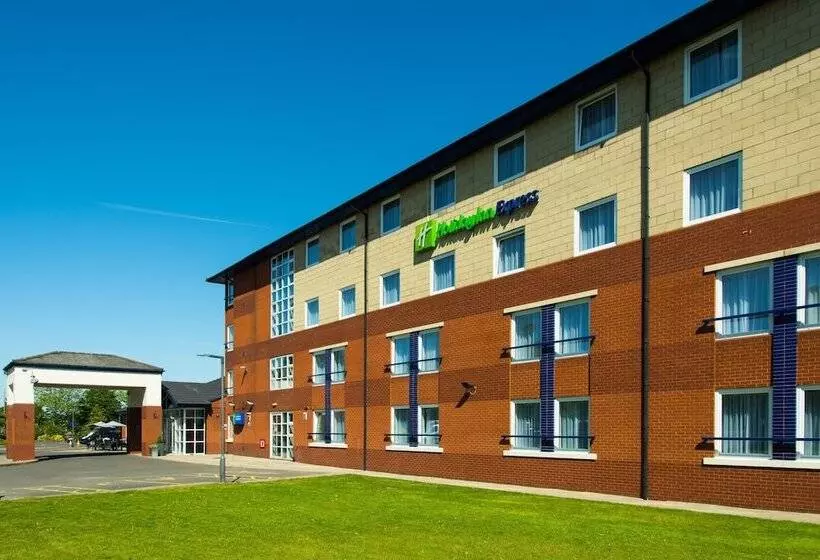 בית מלון כפרי Holiday Inn Express Burton On Trent, An Ihg