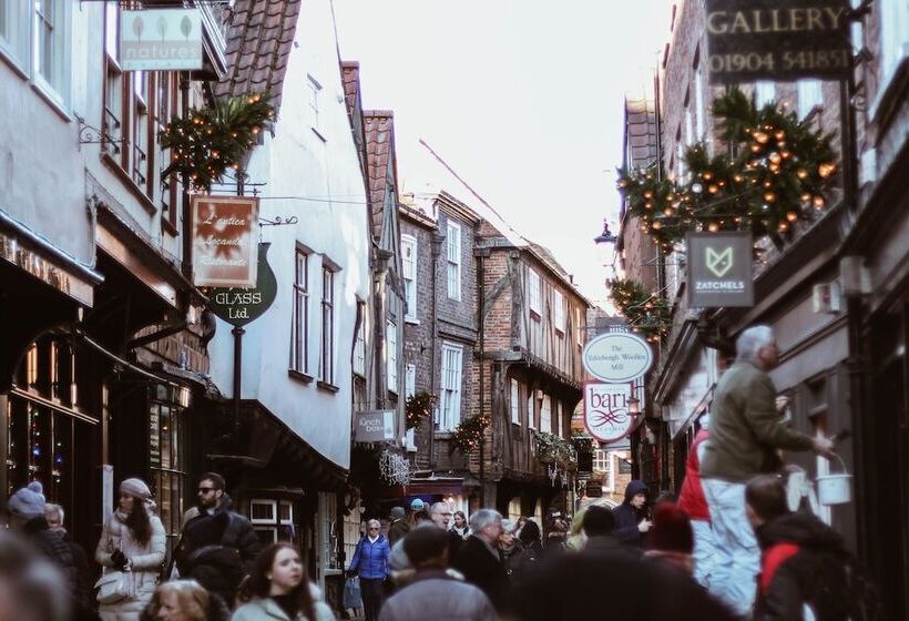 هتل Holiday Inn Express York, An Ihg