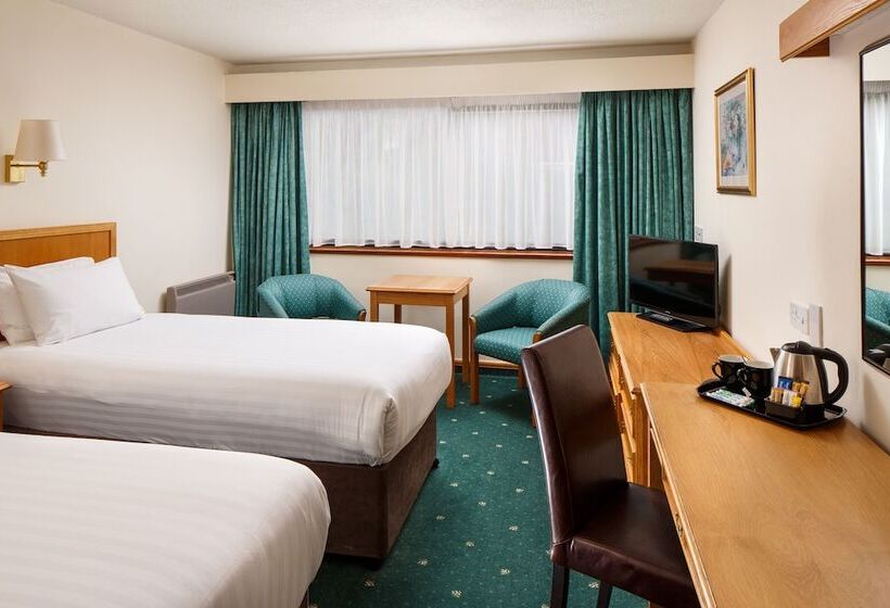 فندق Mercure Livingston