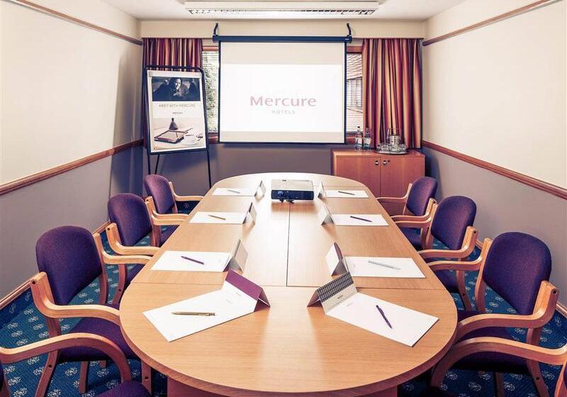 فندق Mercure Livingston